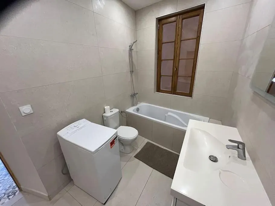 Apartment Place Aux Aires Grasse France